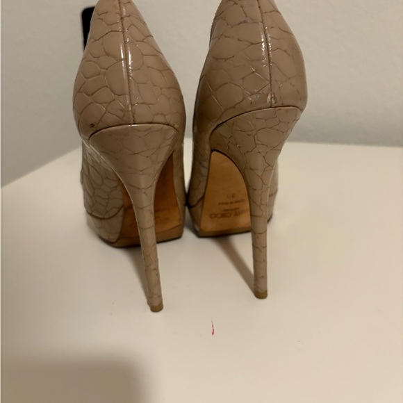 Jimmy Choo Tan Patent Leather Heels - Picture 3 of 10